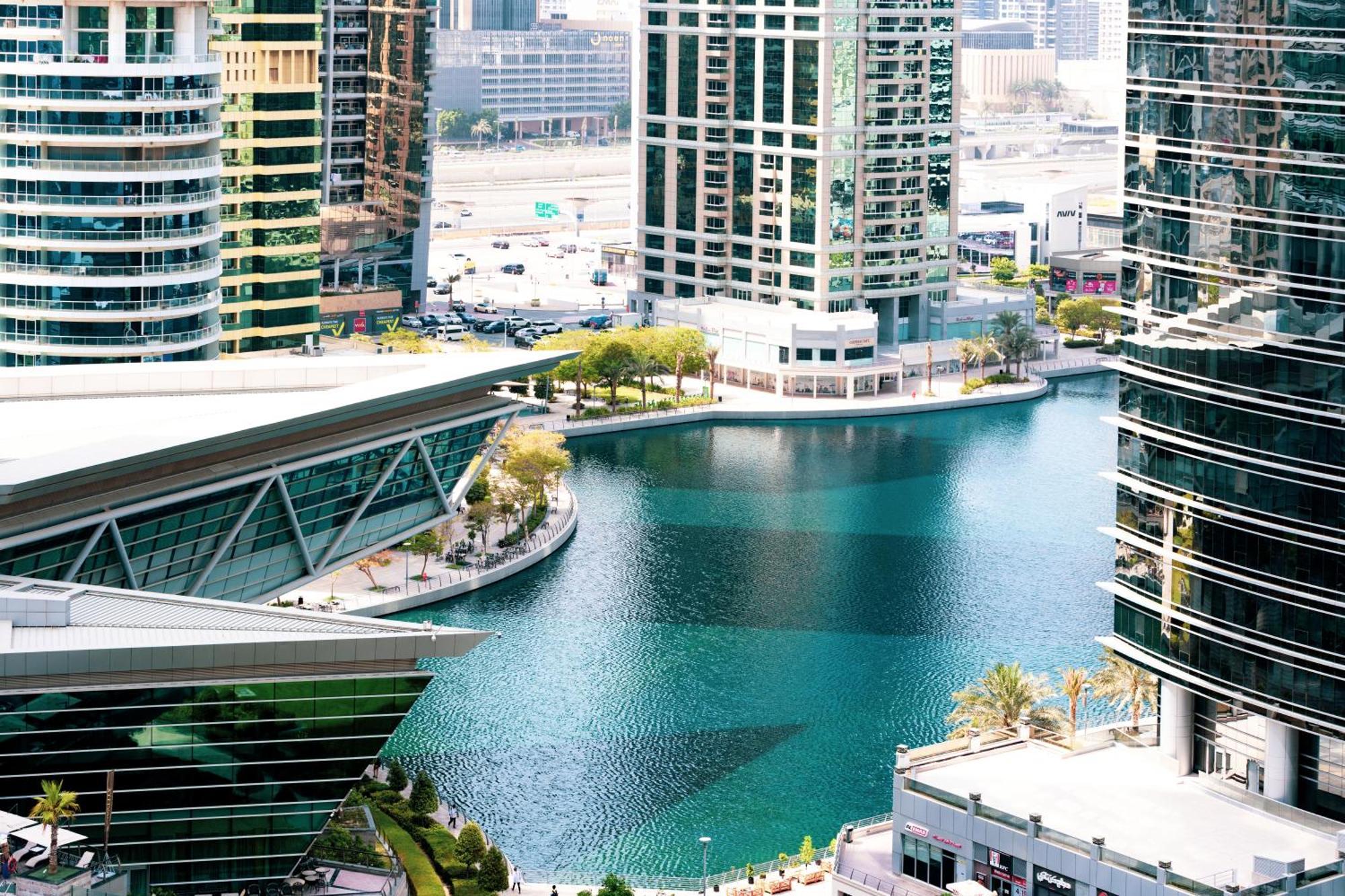 Songs Of The Lake By Lagom - Bonnington Apartment Jumeirah Lake Towers, ドバイ エクステリア 写真